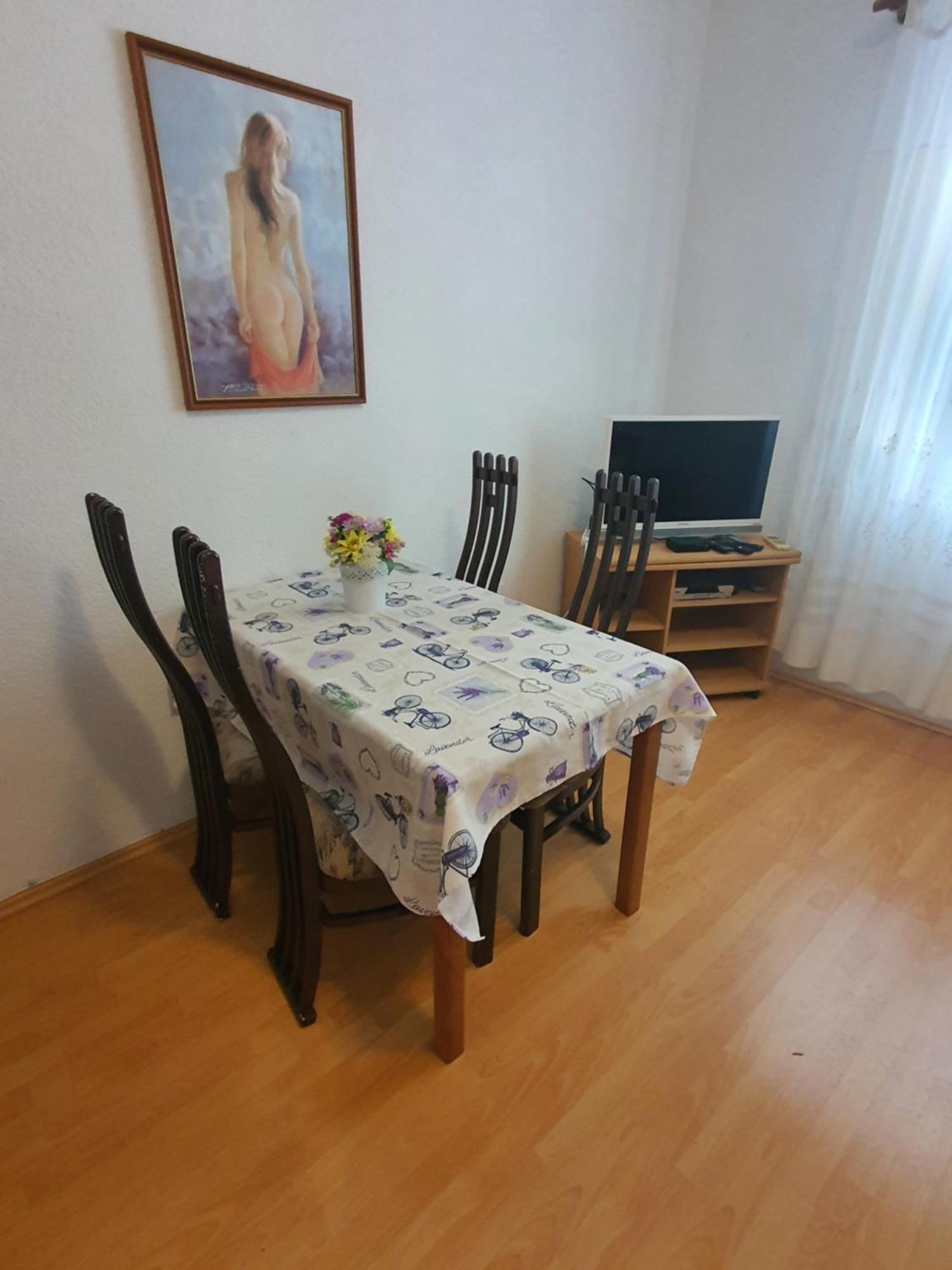 Apartments - Buffet 2B Sveti Juraj Phòng bức ảnh